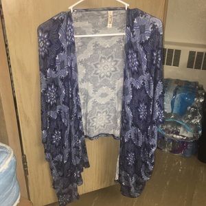 Blue and White Patterned Kimono Cardigan